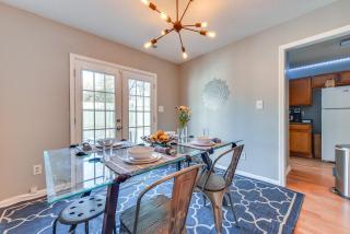 Uptown Charlotte Townhome with Hot Tub - Charlotte - 3