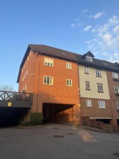 Regency Apartment - Hemel Hempstead - 3