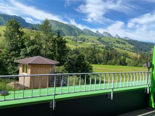 Rietidylle mit atemberaubendem Blick auf die Churfirsten - 0