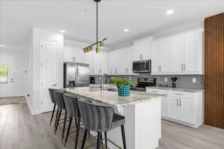 Last Minute Disney Getaway! Private Pool, Hot Tub & Games Room. Book Now! #93759 - Orlando - 2