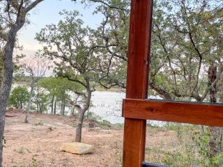 Tiny Town Honeymoon Love Byrd on Lake Eastland by Vacation Your Way - Eastland - 9