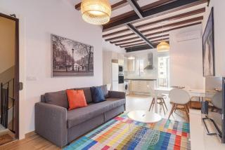 Live Like A Local In Eixample - 1