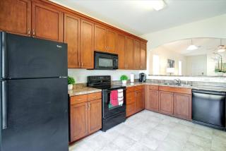 Relax & Unwind Near Savannah - Pooler - 8