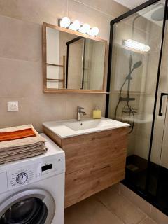 Évasion Sétoise - Appartement avec balcon vue marina, climatisé, parking - Situé à 200m de la plage - Sète - 6