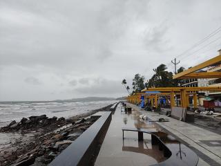 Sea Facing Guest house - Murud - 1