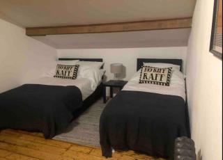 Camden Apartment - Sleeps 6 - North Shields - 9