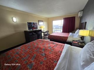 Econo Lodge Inn & Suites - Mason City - 0
