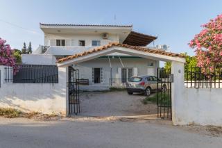 Dora's House - Kekhriaí - 6