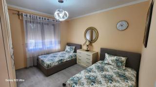 2 Bedroom apartment with Sea View - Golem - 4