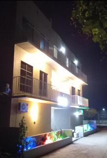 Iruka Guesthouse - - 0