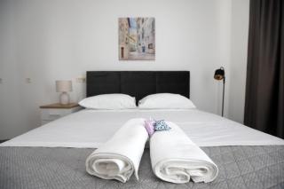 DR Apartments with Free Private Parking - 5