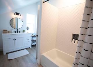 Luxurious, Beautiful, Modern, King Bed - San Diego - 7