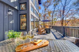 Burton on the Rocks Lake Retreat with Hot Tub! - 0