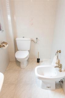 Disfruta de Melide en este amplio apartamento - 8