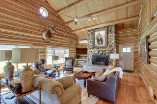 Remote Idaho Mountain Lodge with River Access! - Challis - 8
