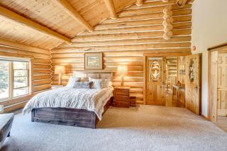 Remote Idaho Mountain Lodge with River Access! - Challis - 2