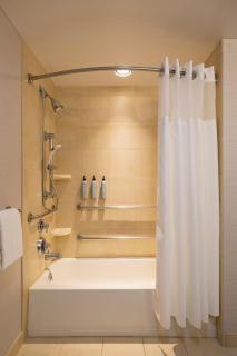 Courtyard by Marriott Madison West / Middleton - Middleton - 8
