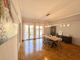 Cozy 3BRs Family Haven near Metro&Acropolis - Atene - 7