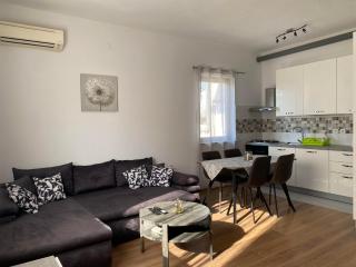 Apartman Eduardo - Pula - 0