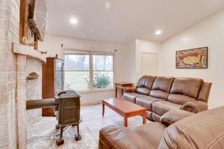 Lovely Massanutten Getaway with Resort Access! - McGaheysville - 6