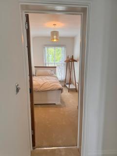 Beach House Hot Tub Getaway - Southend-on-Sea - 2
