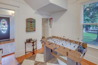 Stunning Red Lodge House with Hot Tub Walk to Town - Red Lodge - 5