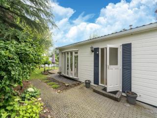 Beautiful holiday home with terrace - - 3