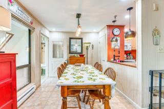 Walk to Slopes Snowshoe Condo with Sunroom - Snowshoe - 2