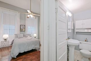 Deluxe Flat Near Everything - Philadelphia - 2