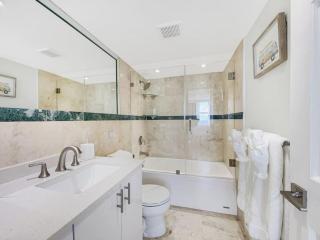 Luxury Beachfront Condo By Pmi - Fort Lauderdale - 5