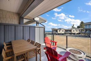 The Beach House at Saratoga Oceanfront Escape - 9