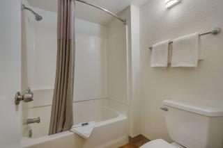 Motel 6-Tempe, AZ - Broadway - ASU - Tempe - 2