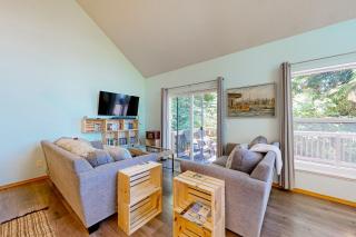 The Rockaway House - Rockaway Beach - 1