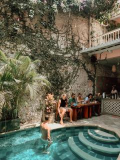 Casa Zahri Boutique Hostel - 1