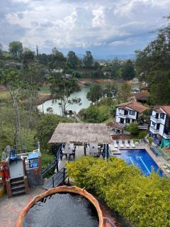 Hotel Campestre el Volcan De Guatape - Guatapé - 4