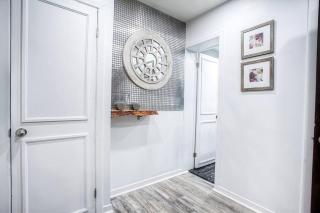 Luxury 1BR Apartment, Free Parking - Montreal - 7
