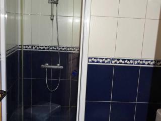 Location Les Gets : Spacieux 4 pièces pour 9 pers, proche centre, parking privé, terrasse ensoleillée - FR-1-802-33 - Les Gets - 1