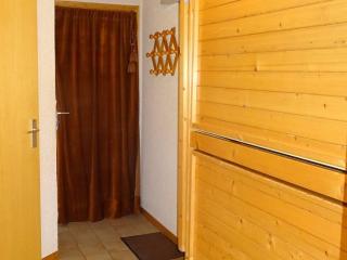 Appartement 2 Pièces pour 5 Pers. - Garage - Proche Centre et Commerces - 150m des Pistes - FR-1-802-54 - 4