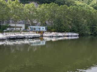 Séjour unique sur bateau au calme du Lot, 8 pers., tout confort, kit d'accueil et nettoyage inclus - API-1-46-15 - 3