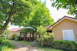 Fairy Story Village Farm B&B - 1