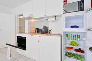Stylish and Modern 2-Room Apartment in Wuppertal City Center - Wuppertal - 4
