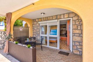 One-Bedroom Apartment Crikvenica near Sea 2 - Dramalj - 1