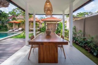 Tropical Villa Sinar Maluku - Uluwatu - 4