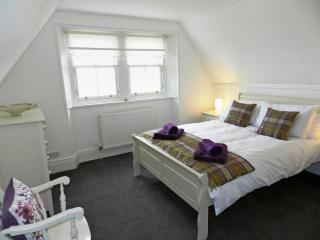 Craegard House - 2