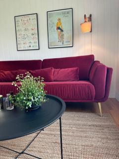 Hus med båt og sjøhus - Tysvær - 2