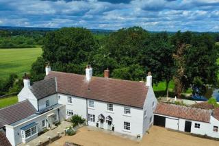 Moat Cottage, Newby Hall, Ripon, North Yorkshire - - 9