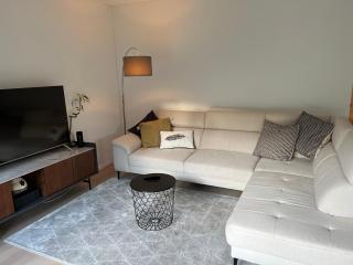 Luxury 2 Bedrooms, Stunning View, 10 Min to Center - Zurigo - 3