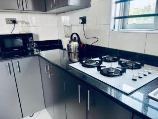 Budget cozy apartment - Kampala - 5
