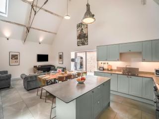 Milkmaids Barn - 6