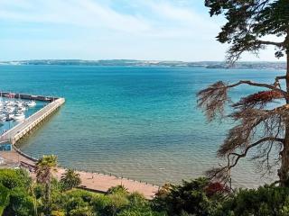 Tides Reach - Torquay - 9